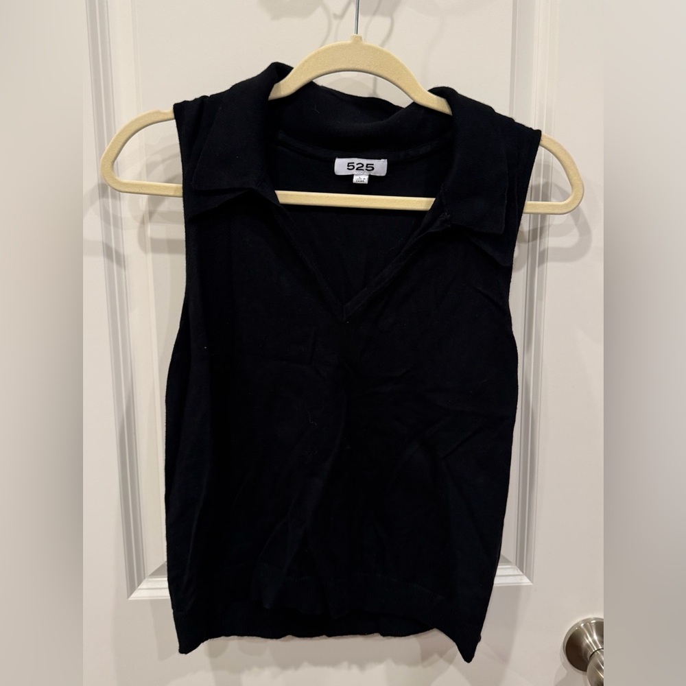 525 America Women's Black Collared Sleeveless Blouse